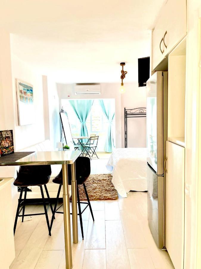 Costa Del Sol Vacacional Apartment Benalmadena Bagian luar foto