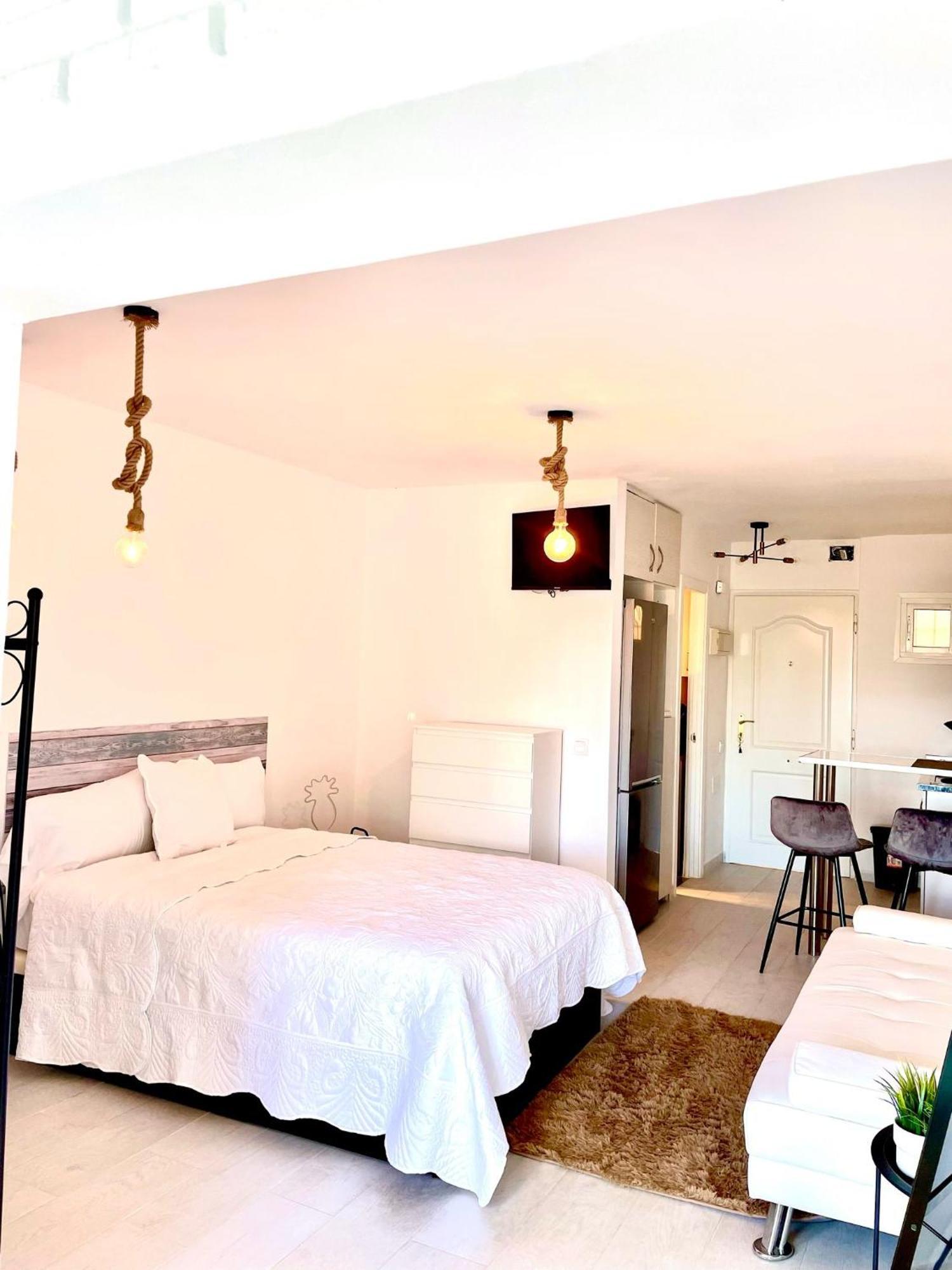 Costa Del Sol Vacacional Apartment Benalmadena Bagian luar foto